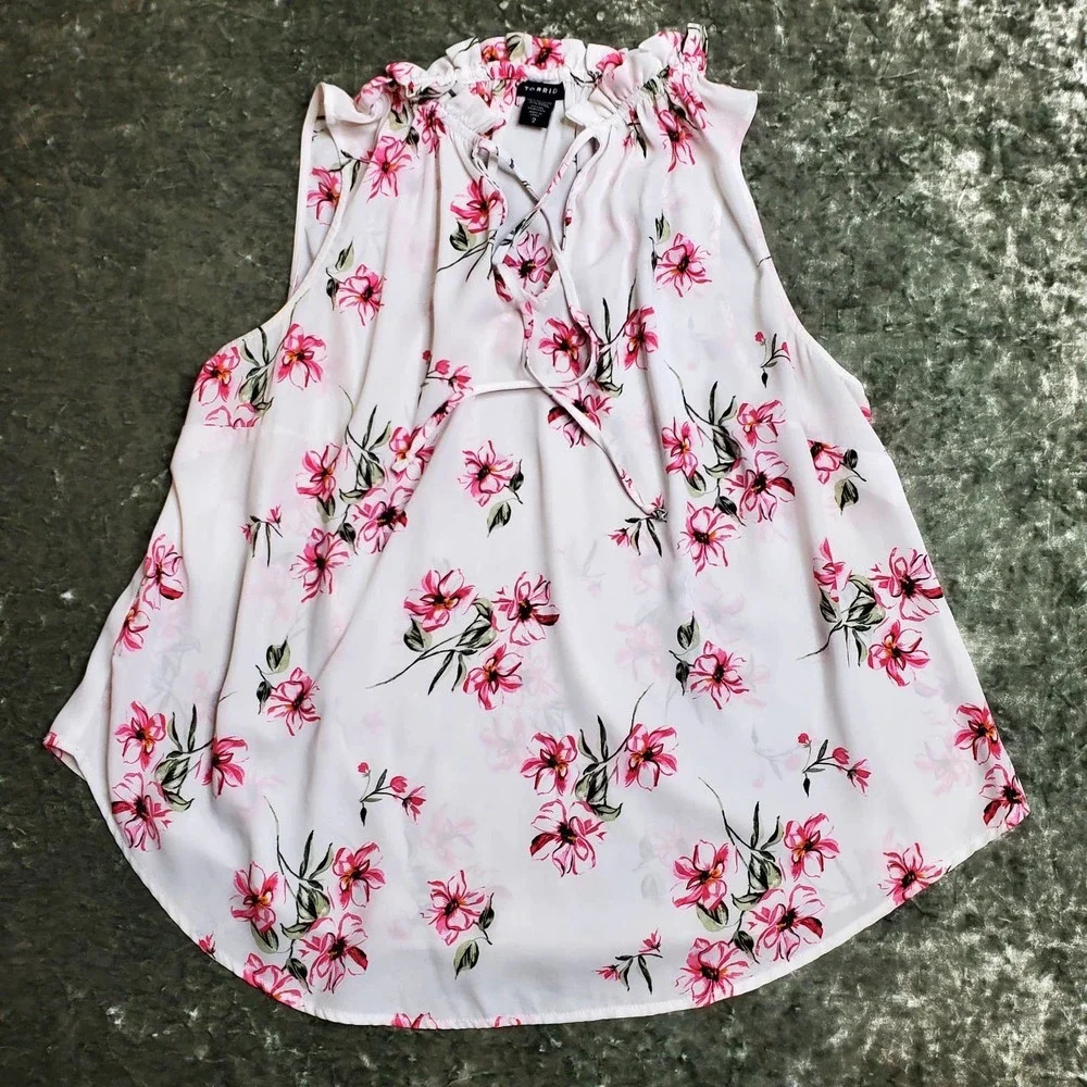 Torrid White/Pink Floral Sleeveless Blouse Size: 2